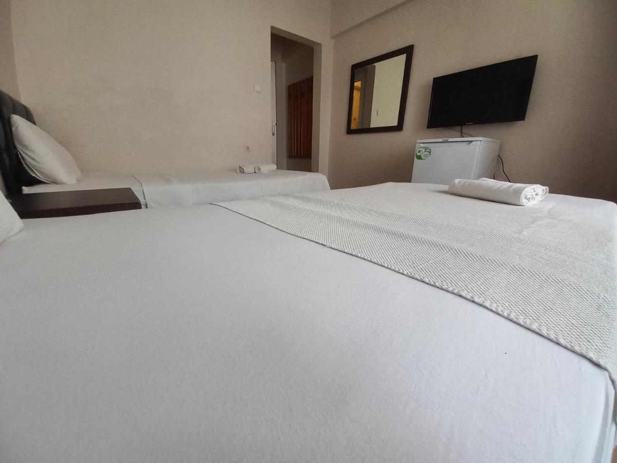 Blue Otel Çeşme Luaran gambar