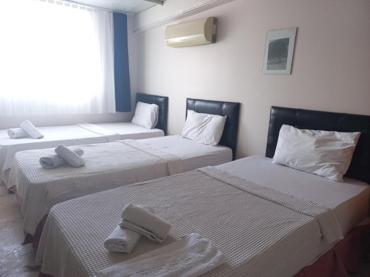Blue Otel Çeşme Luaran gambar